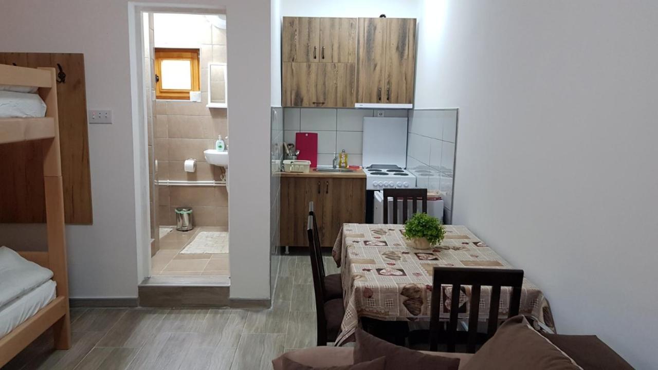 Kuca Stojanovica Topli Do Pirot Ngoại thất bức ảnh